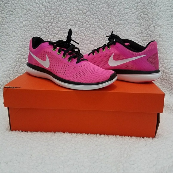 Nike running shoes - Picture 2 of 8